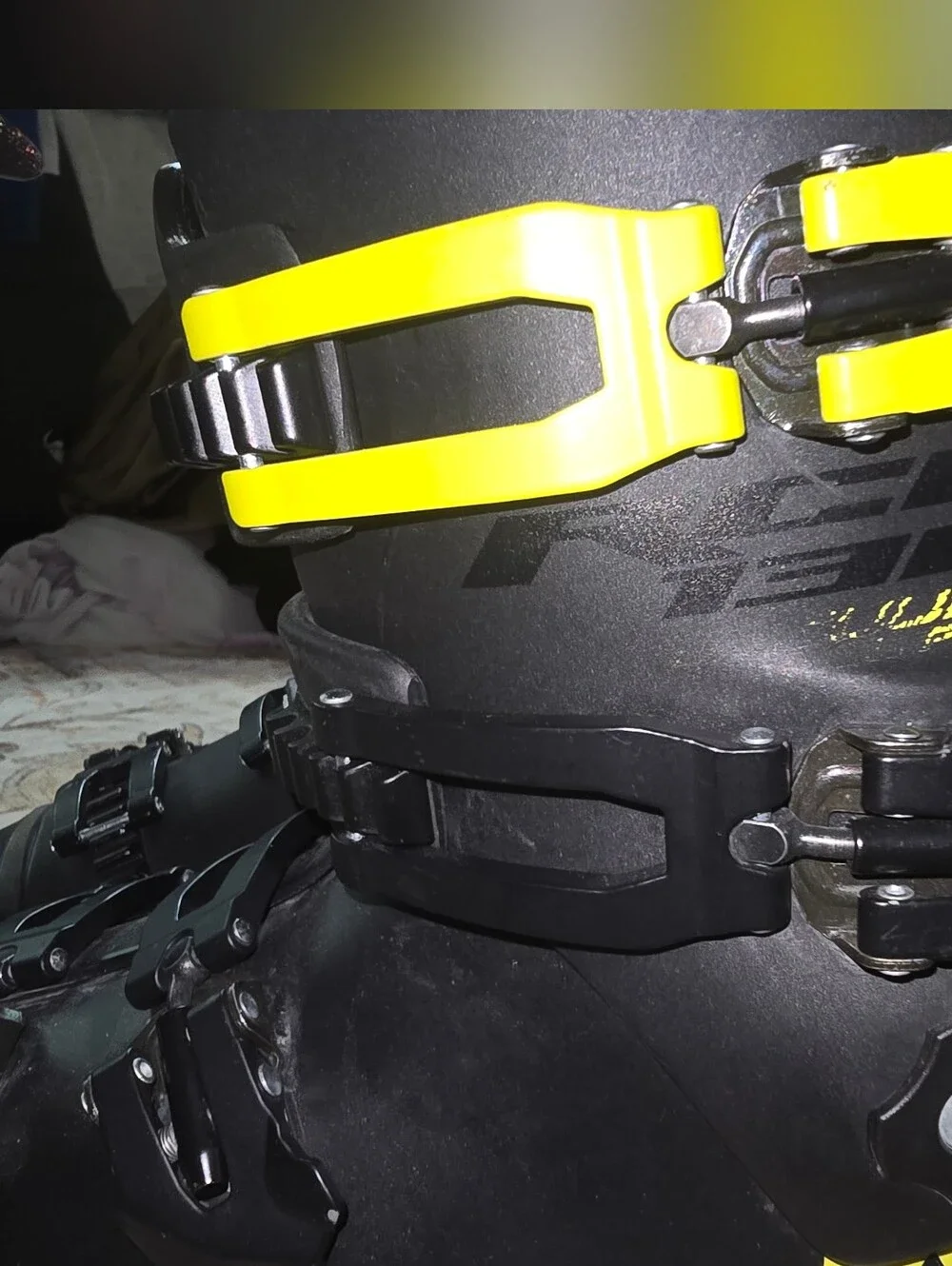 Fischer RC4 130 Vacuum Full Fit Men’s Ski Boots